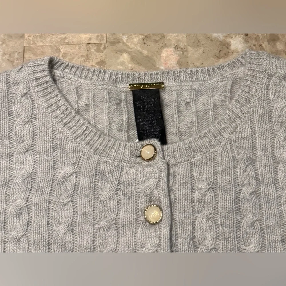 Magaschoni Beige Cable Knit Women’s Cardigan Sweater, Medium 
100% Cashmere NWT - Picture 4 of 11